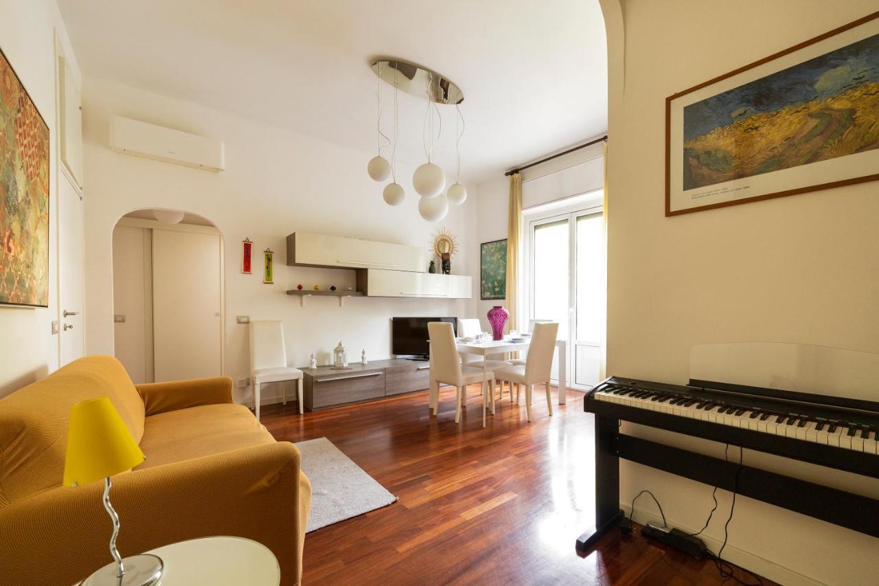 Milano Calvairate Balcony Apt Bagian luar foto